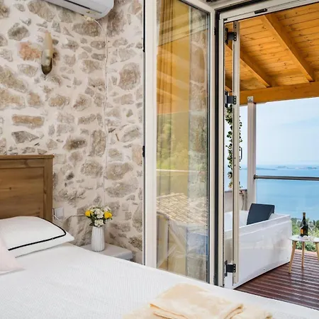 Art House Seaview & Jacuzzi Spartylas Sleeps 4 *